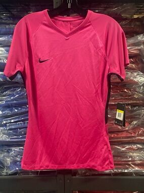 Nike Tiempo Premier Soccer Jersey NWT Women’s Small Pink DRI-FIT 894495-662